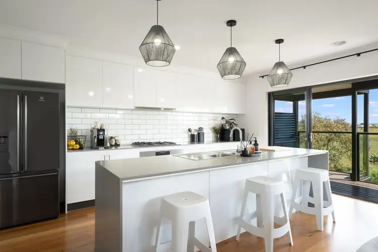 Fifth view of Homely house listing, 15 Nanton Close, Lara VIC 3212