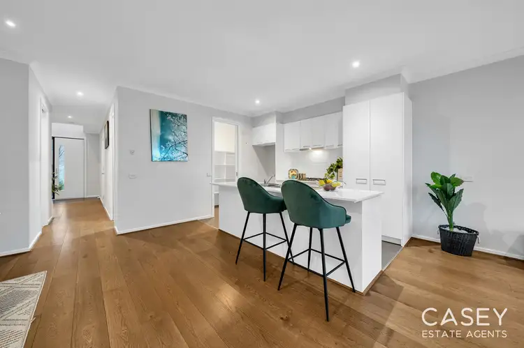 Fifth view of Homely townhouse listing, 33 Willow Glen Boulevard, Cranbourne VIC 3977