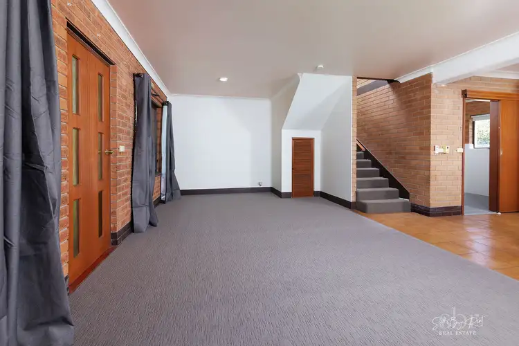 Fifth view of Homely townhouse listing, 5/2 MCKIBBIN COURT, Wodonga VIC 3690