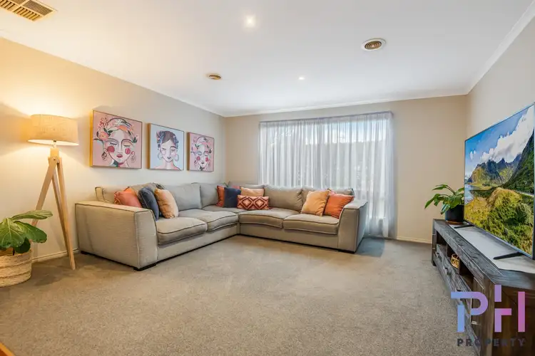 Sixth view of Homely house listing, 26 Poorinda Crescent, Kangaroo Flat VIC 3555