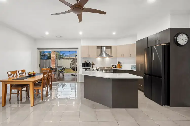Fifth view of Homely house listing, 3 Bluebill Court, Lara VIC 3212
