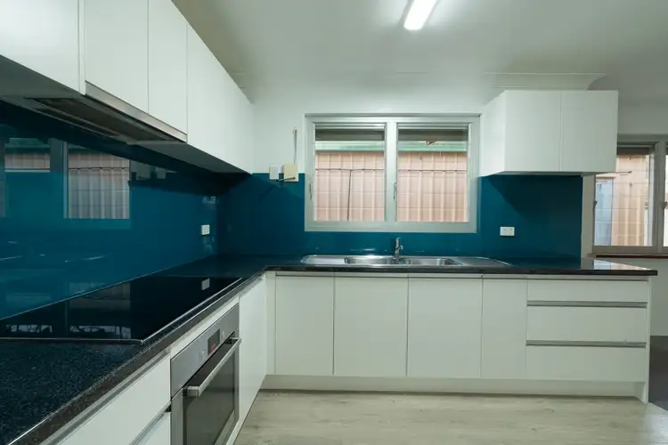 Fifth view of Homely house listing, 6 Newell Place, Cooloongup WA 6168