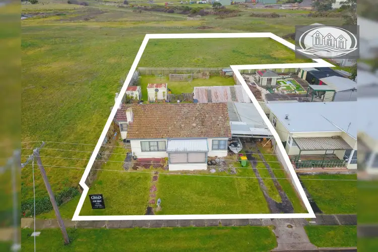 Second view of Homely house listing, 127 Garden Street, Portland VIC 3305