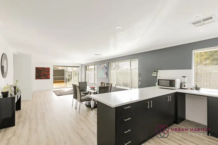 Sixth view of Homely house listing, 2 Indigo Bend, Wellard WA 6170