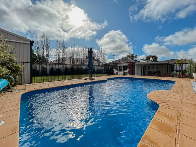 Fourth view of Homely house listing, 17 Dumosa Drive, Swan Hill VIC 3585