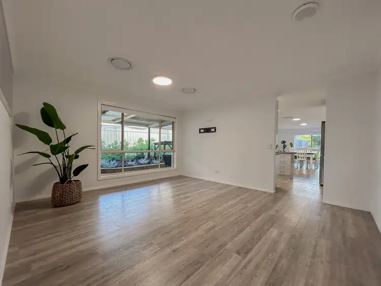 Sixth view of Homely house listing, 17 Dumosa Drive, Swan Hill VIC 3585