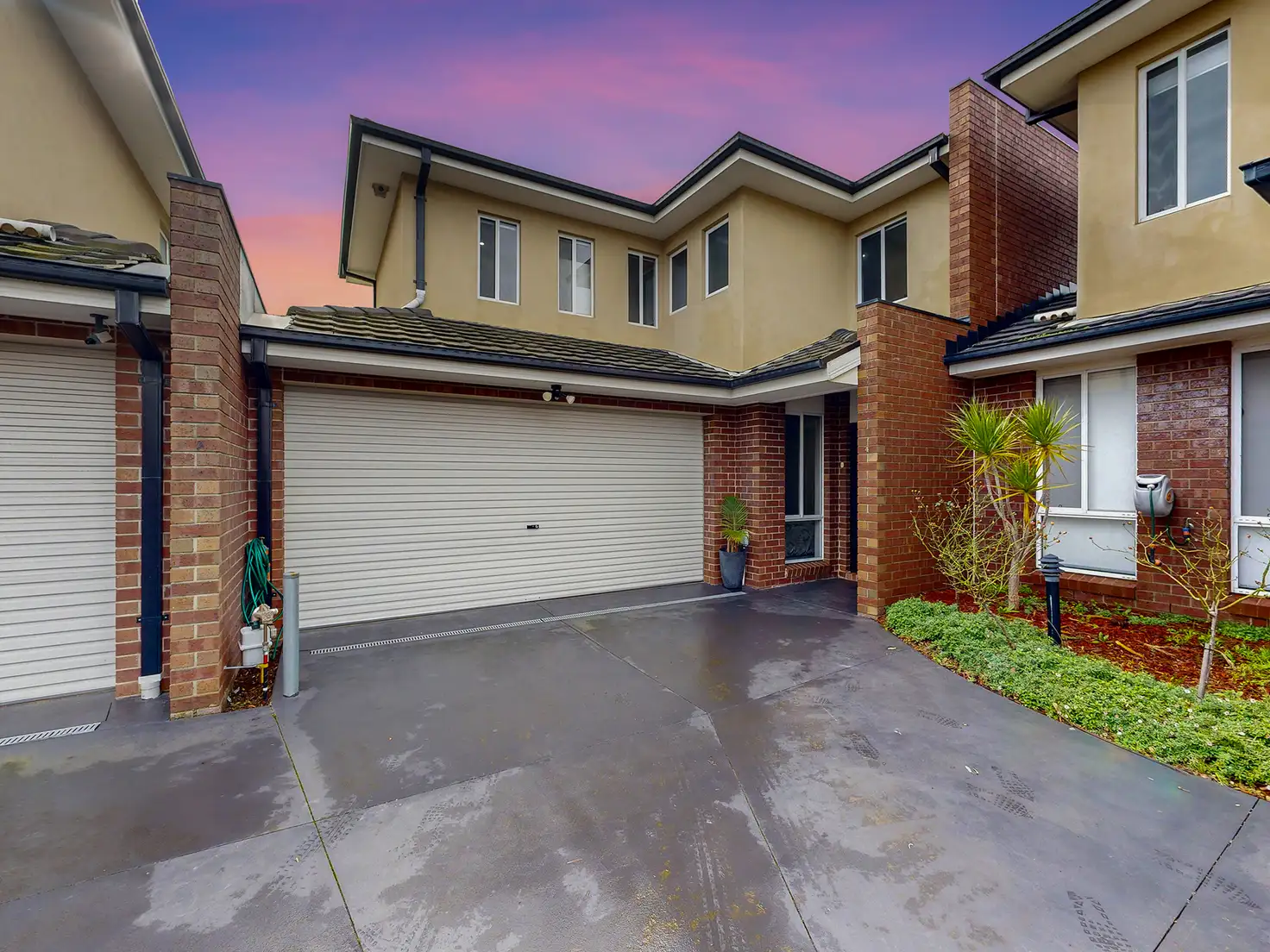 Main view of Homely townhouse listing, 4/2 Ashford Close, Hampton Park VIC 3976
