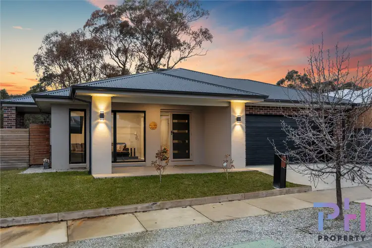 3 Luxford Court, Strathdale VIC 3550