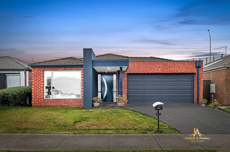 37 Gregson Grove, Lyndhurst VIC 3975