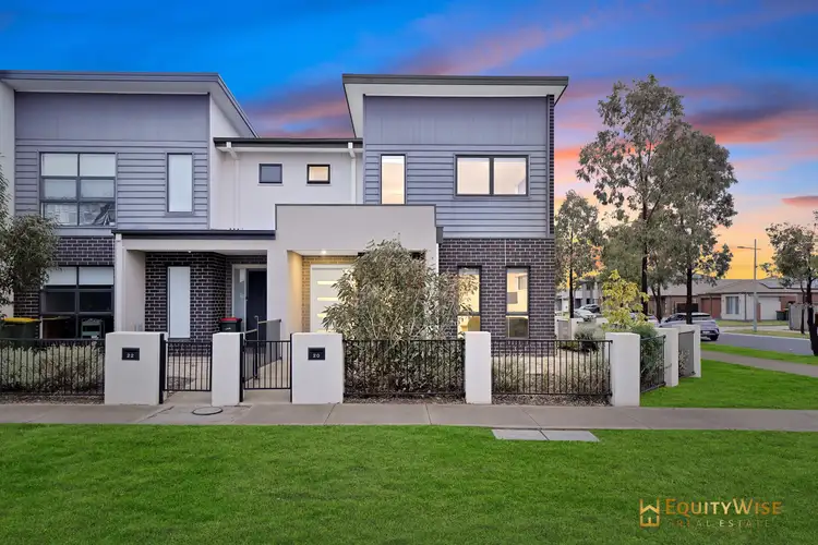 20 Fragrance Terrace, Manor Lakes VIC 3024
