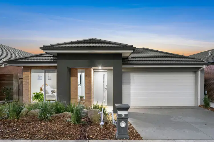 32 Mccubbin Drive, Mount Duneed VIC 3217