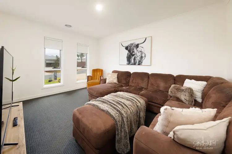 Second view of Homely house listing, 10 VINING COURT, Wodonga VIC 3690