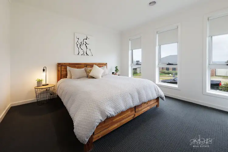 Sixth view of Homely house listing, 10 VINING COURT, Wodonga VIC 3690