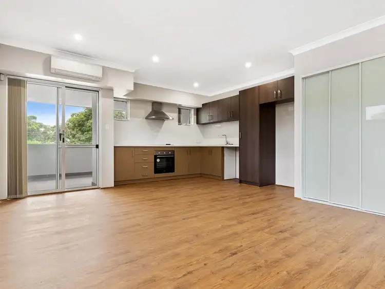 Fourth view of Homely apartment listing, 5/4 Central Terrace, Beckenham WA 6107