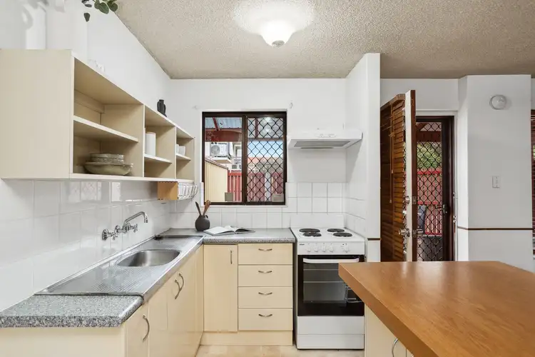 Sixth view of Homely townhouse listing, 9/33 Farina Drive, Yokine WA 6060