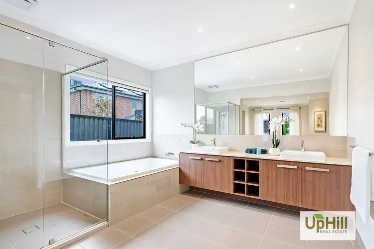 Fifth view of Homely house listing, 3 Bellhaven Circuit, Clyde North VIC 3978