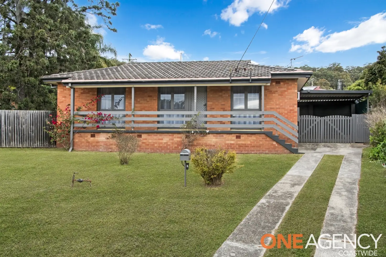 Main view of Homely house listing, 5 Carinya Close, Toronto NSW 2283