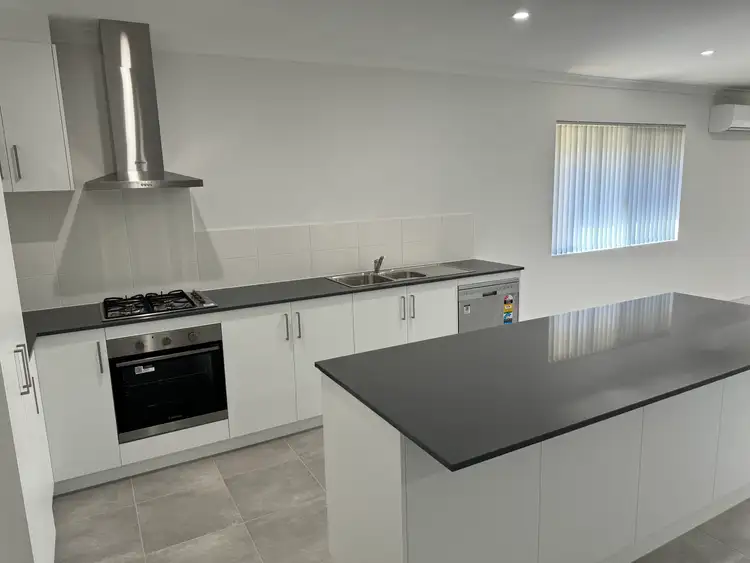 Fifth view of Homely house listing, 27 Edenvale Drive, Hilbert WA 6112