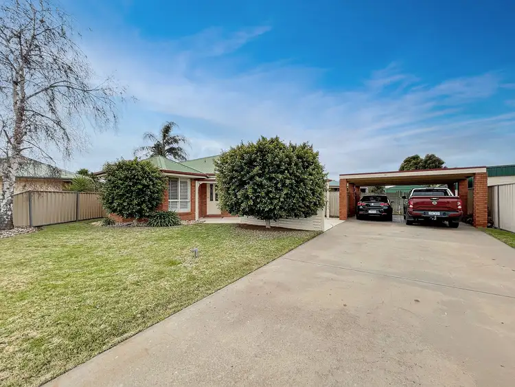 Fifth view of Homely house listing, 4 Marks Court, Swan Hill VIC 3585