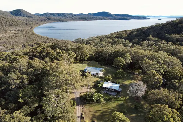 19 Kookie Avenue, Charlotte Bay NSW 2428