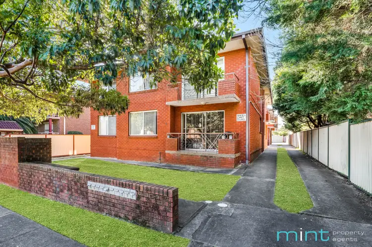 Main view of Homely unit listing, 3/5 Third Avenue, Campsie NSW 2194