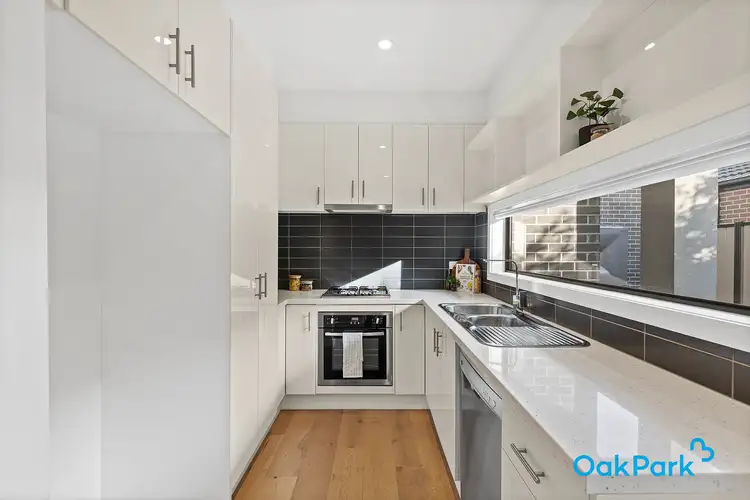 Fifth view of Homely townhouse listing, 2/37 Watt Avenue, Oak Park VIC 3046