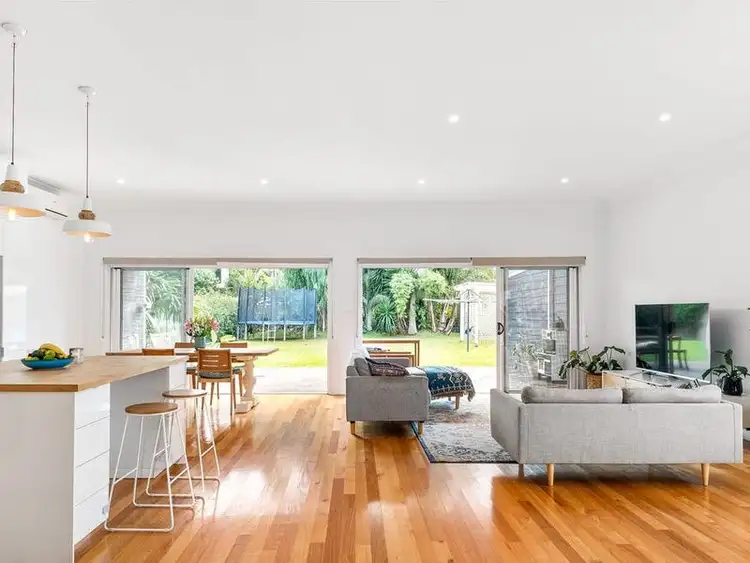 7 Hewitts Avenue, Thirroul NSW 2515