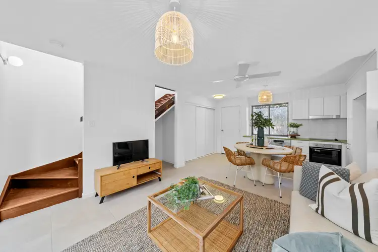 Fifth view of Homely townhouse listing, 4/15 Cambridge Street, Carina Heights QLD 4152