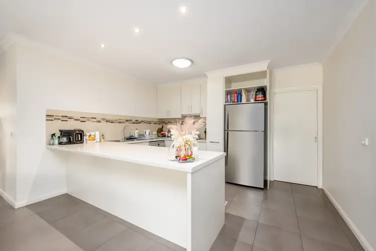 Fifth view of Homely house listing, 5 Coorong Court, Kialla VIC 3631