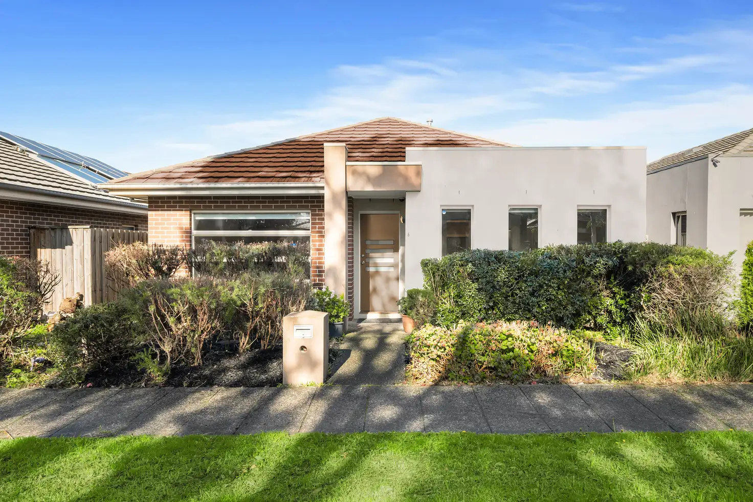 Main view of Homely townhouse listing, 6 Broxburn Walk, Epping VIC 3076