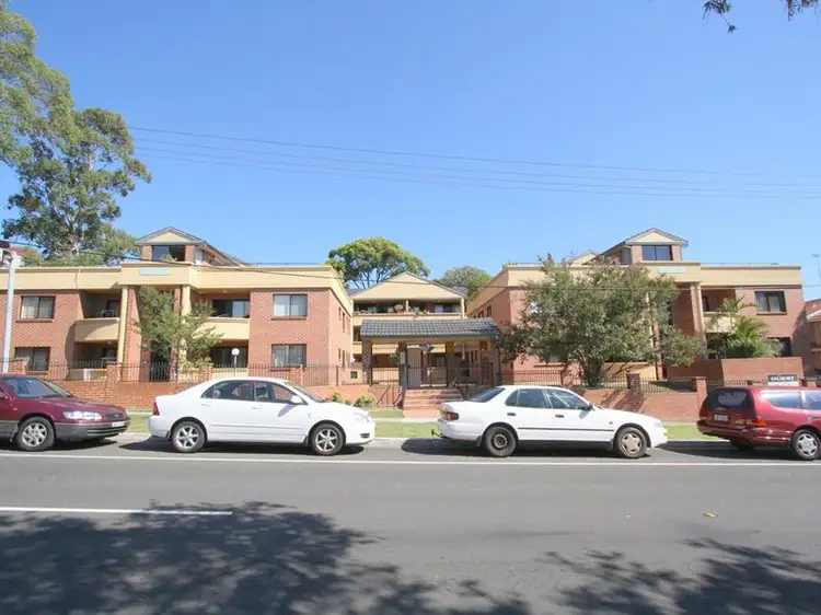16/170-176 Greenacre Road, Bankstown NSW 2200