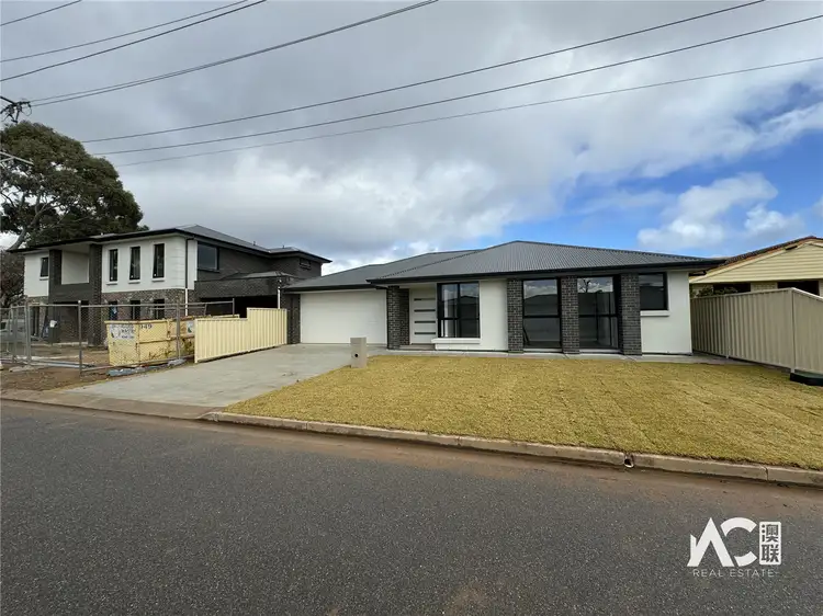 7 Galbraith Avenue, Park Holme SA 5043