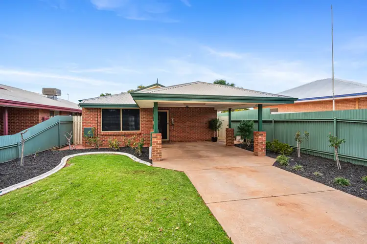 8A Downey Way, Hannans WA 6430