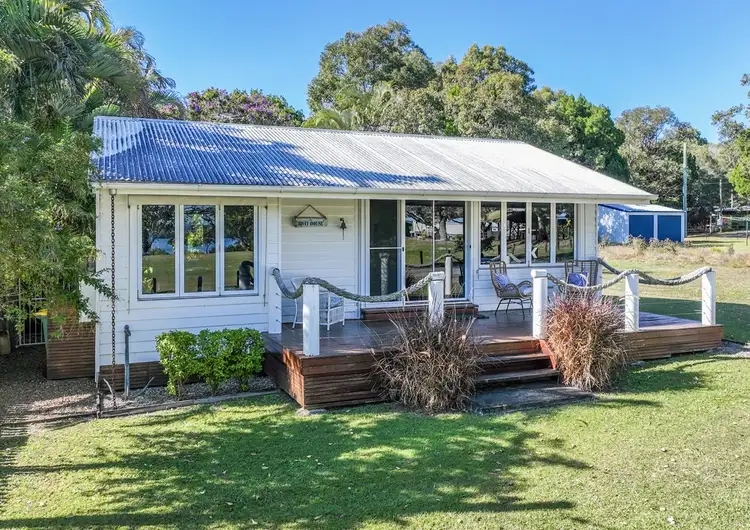 8 Beth Street, Russell Island QLD 4184