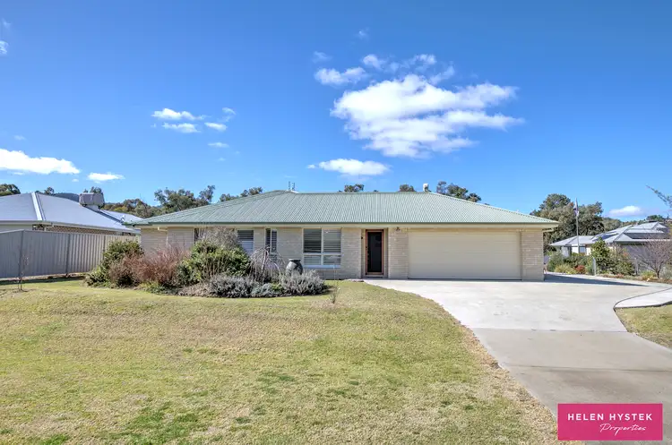 8 Maunder Street, Moonbi NSW 2353