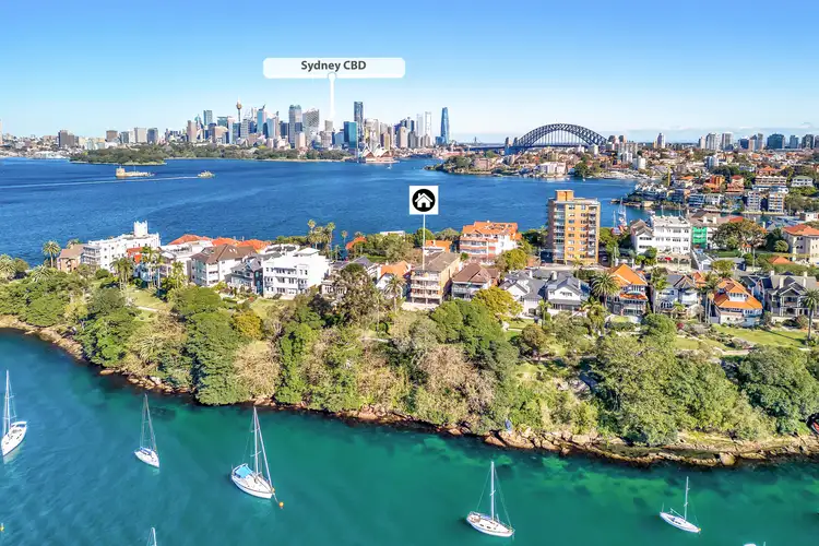 Main view of Homely unit listing, 4/11 Cremorne Road, Cremorne Point NSW 2090