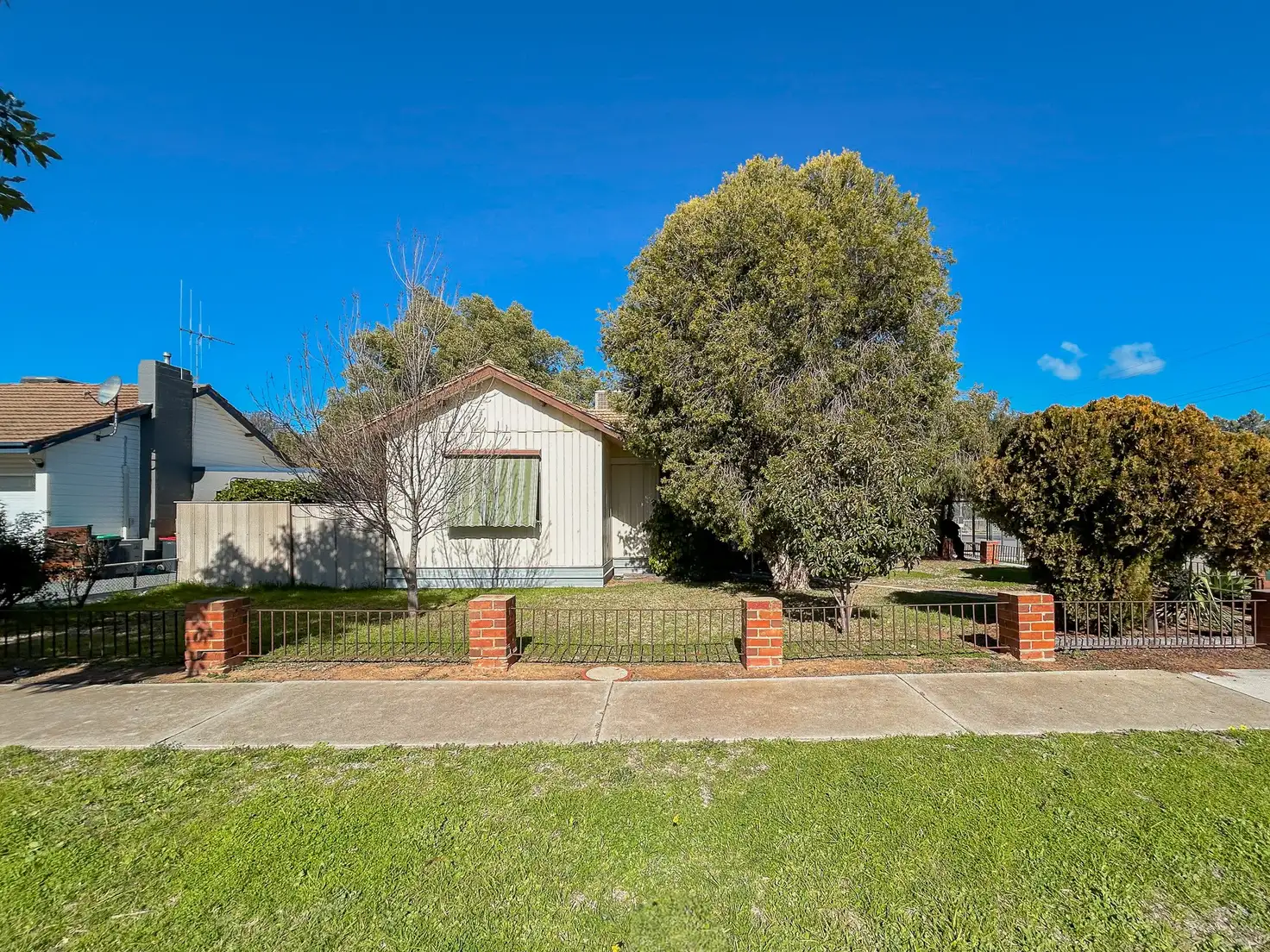 Main view of Homely house listing, 27 Mulbar Street, Swan Hill VIC 3585