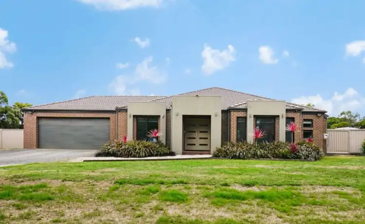 12 Fay Drive, Winter Valley VIC 3358
