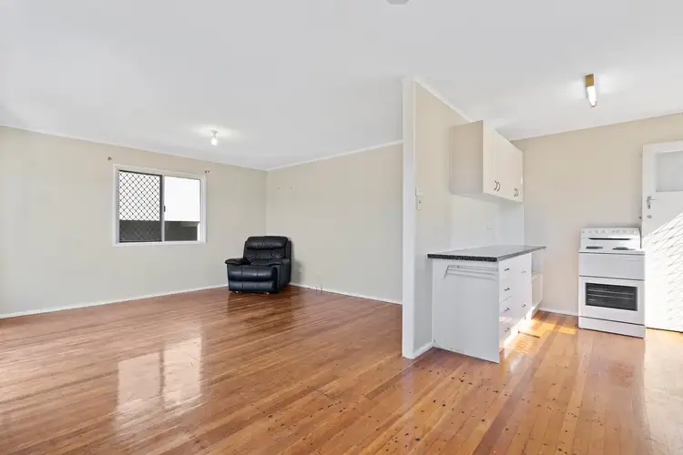 Fifth view of Homely house listing, 7 Herswell Avenue, Wynnum West QLD 4178