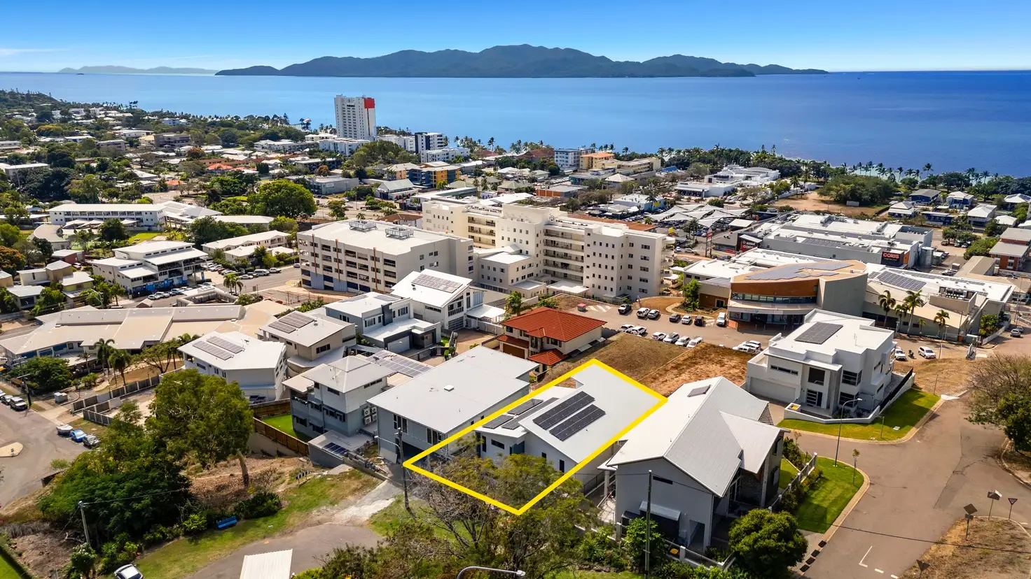 Main view of Homely house listing, 2 Panorama Court, North Ward QLD 4810