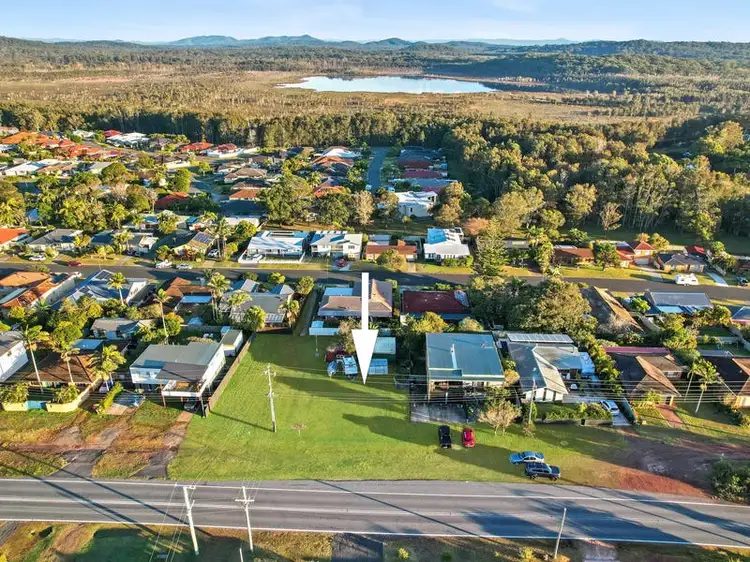 1553 Ocean Drive, Lake Cathie NSW 2445