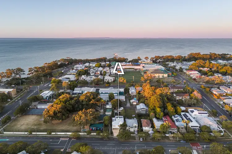 22 Friday Street, Shorncliffe QLD 4017