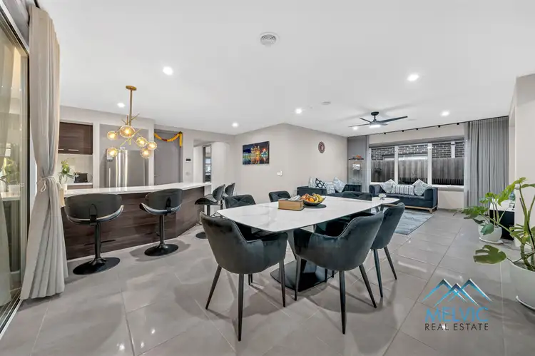 Main view of Homely house listing, 3 Rothesay Avenue, Clyde VIC 3978