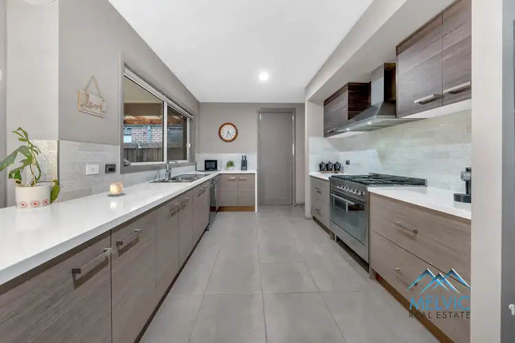 Fourth view of Homely house listing, 3 Rothesay Avenue, Clyde VIC 3978