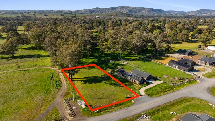 38 BAYLEY DRIVE, Avenel VIC 3664