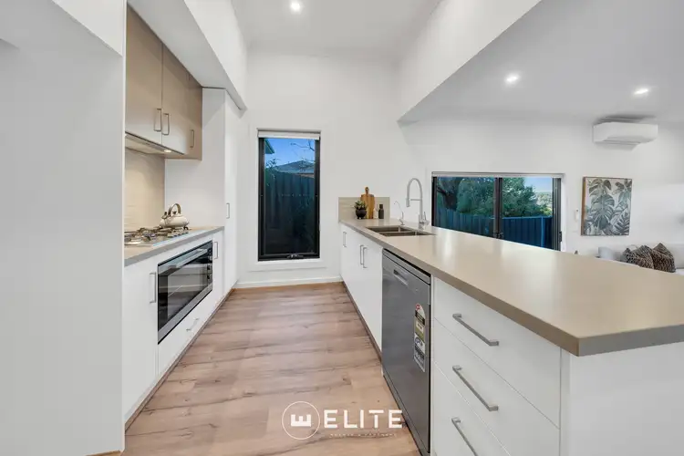 Fifth view of Homely townhouse listing, 1/14 Outlook Drive, Berwick VIC 3806