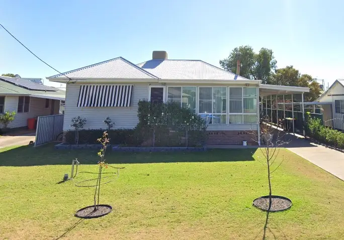 9 William Morris Avenue, Narrabri NSW 2390