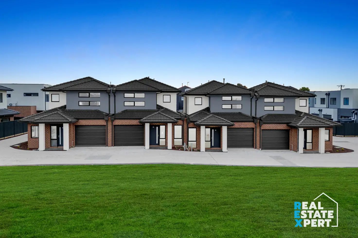 Main view of Homely townhouse listing, 32 Bawar Place, Hallam VIC 3803