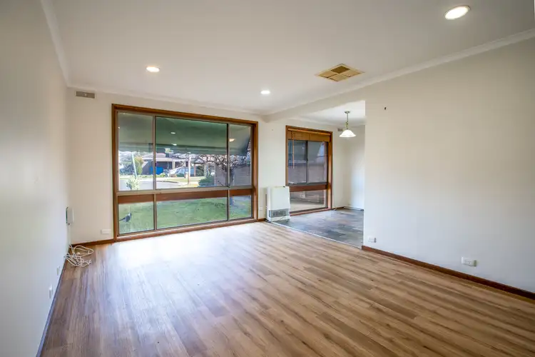 Second view of Homely house listing, 5 Oleander Crt, Wodonga VIC 3690