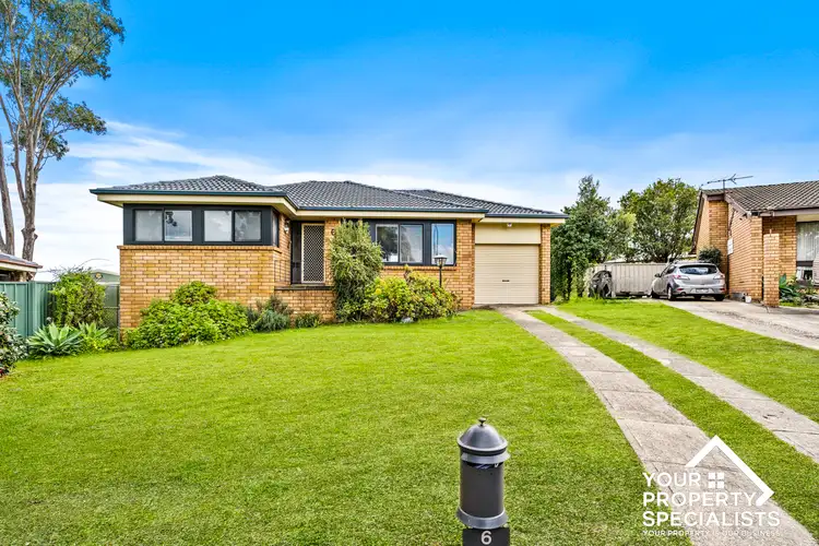 6 Balook Crescent, Bradbury NSW 2560